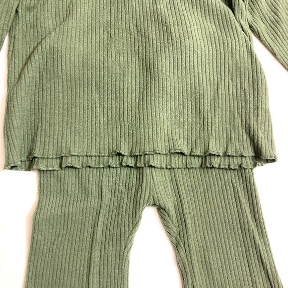 Old Navy Two Piece Green Rib Knit Ruffle Neck Flare Pants Matching Set Outfit - Picture 5 of 10